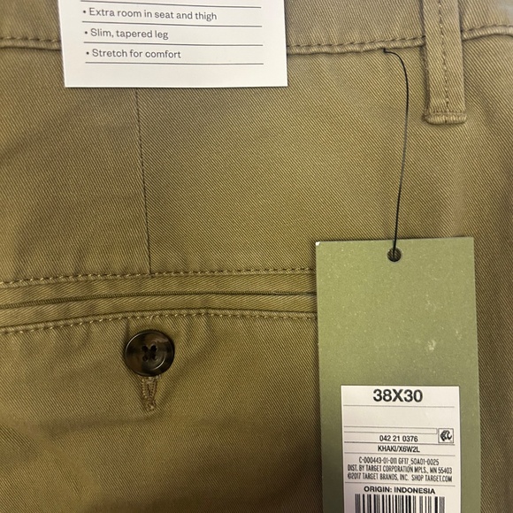 Six Pairs of The Everywhere Athletic Chino from Target - Picture 4 of 5